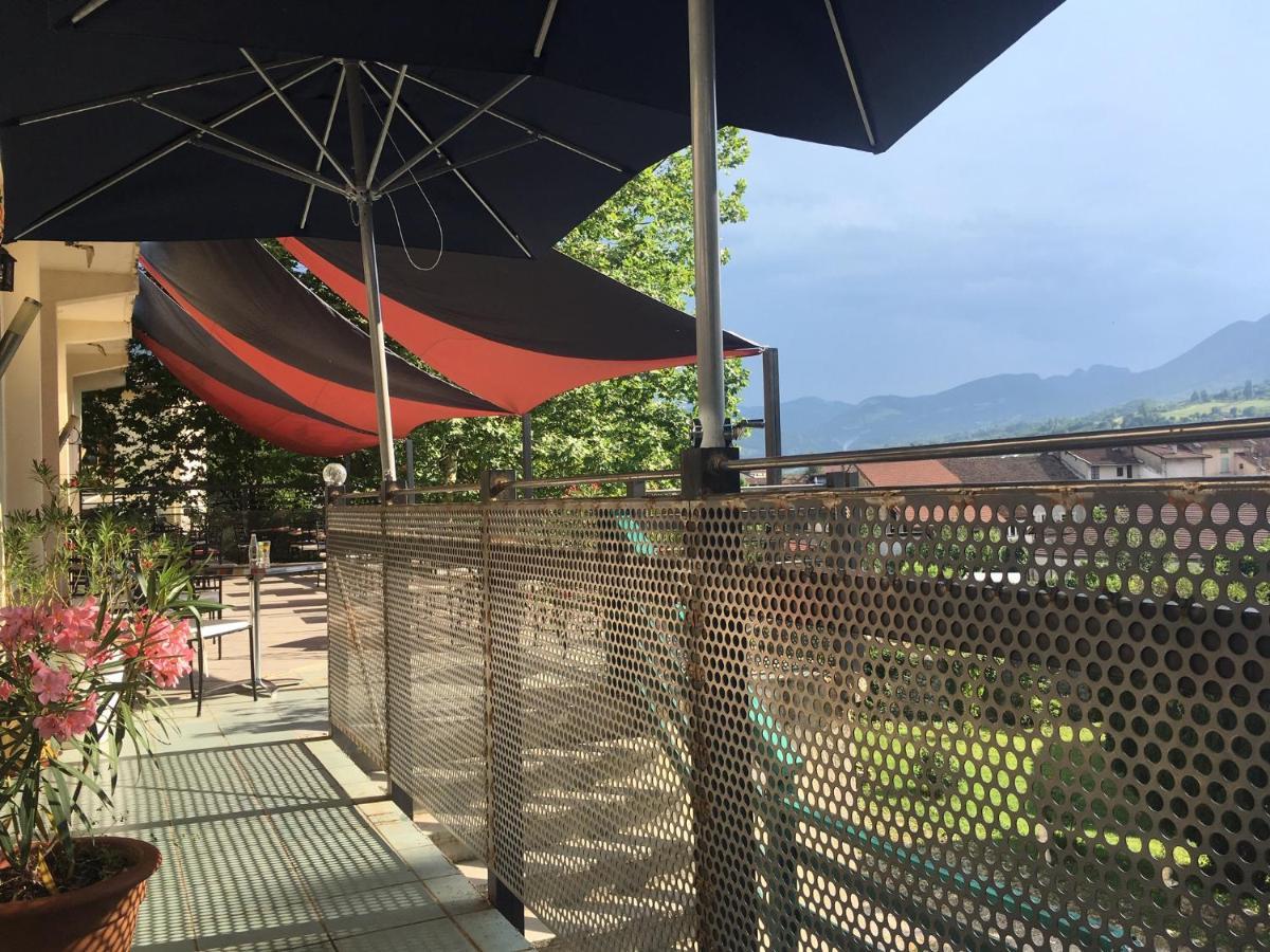Logis Hotel Restaurant Le Castel Fleuri サン・ジャン・アン・ロワイヤン エクステリア 写真